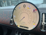 お車でお越しの際は、首都高速6号線・加平ICより5分、環状7号線沿いにございます。