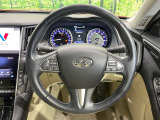 【純正革巻きステアリング】上質な革を使用することで、手にしっかり馴染みとても運転しやすいハンドルです♪