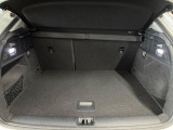 ●トランクルーム:趣味が広がる収容スペース!これだけの広さがあればお買い物やレジャーなどにも最適です!使用感も少なくきれいな状態を維持しております。