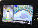 【アラウンドビューモニター】専用のカメラにより、上から見下ろしたような視点で360度クルマの周囲を確認することができます☆死角部分も確認しやすく、狭い場所での切り返しや駐車もスムーズに行えます。