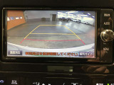 バックガイドモニターで、後方を確認しながら安心して駐車することができます。運転初心者も熟練者も必須の機能ですよ!