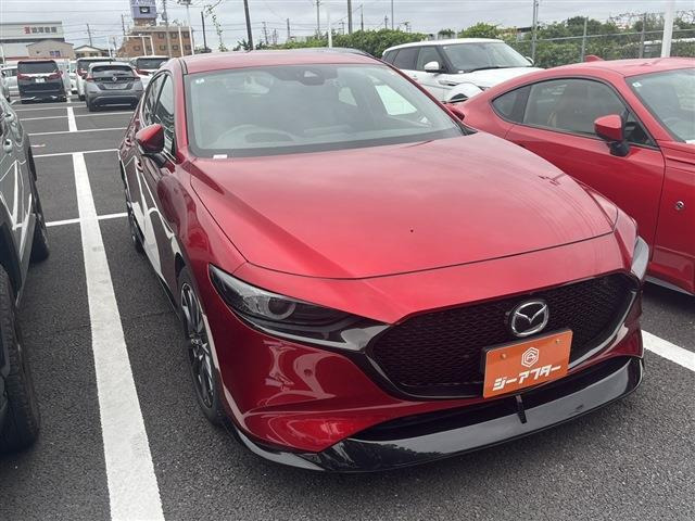 マツダ MAZDA3ファストバック 