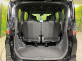 普段のお買い物や通勤、送迎等に十分な荷室スペースを確保しております。セカンドシートを倒すと、大きな荷物の積載も可能です♪