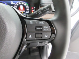 Hondaセンシングの機能のひとつ、アダプティブクルーズコントロール付!アクセルから足を離しても設定したスピードと前車との車間を保ち走行してくれます!車線維持もアシスト☆高速道路で疲労軽減ですね☆