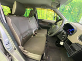 運転席シート廻りは使用感も少なく、良好な状態となっています。丁寧に使われていたことがよくわかりますね。