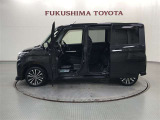 すべての展示車両の車両状態をトヨタ認定検査員がチェック。車両検査証明書を展示車両内に掲載し、トヨタの中古車サイトでも公開しています。車両状態を分かりやすくお伝えします。
