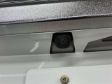 バックモニターが付いているから 後方確認もラクラク、便利な機能ですが直接目視確認することも お忘れなく!!