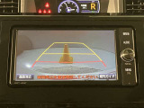 『バックモニター』を装備!駐車の際の、サポートツールとしてとっても便利!駐車が苦手な人、バックに自信がない人、だけでなく、皆さんに便利!でも、それだけに頼るのは危ないですね。