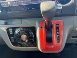 【運転席操作部】運転に役立つ機能ばかり!快適なドライブにしてくれること間違いなし!!