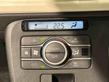 車内空調は&rdquo;AUTOエアコン&rdquo;にお任せ。運転に集中出来ますよ!