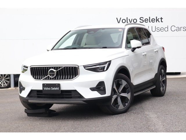 XC40 ウルトラ B4 AWD 4WD