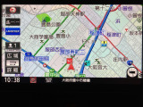 9インチナビゲーションを装着済みです!大画面を生かして地図も見やすく、TVやDVDなどの映像も迫力がありますよ♪