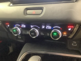 フロント両席にはシートヒーターが付いています!寒い日に便利な装備ですね。