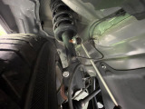 お車を安心してお乗りいただく為には、足回りの定期点検が欠かせません。サービスサポート(有償保証)では無料点検もご提供しており、安心のカーライフをお過ごしいただけるサポート体制が整っています。