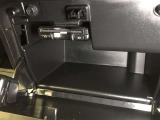 ETC車載器です。センターボックス内に設置されています。センターボックスはキーロック付きです。