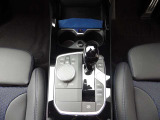 掲載車両以外にも多数の展示車をご用意しております。ご希望車種ございましたらご連絡くださいませ。
