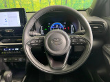 インテリアに合わせたデザインのステアリングは、運転される方のことも考え、運転しやすい形状、大きさです。是非一度、実際に触ってお確かめください。