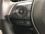 【ステアリングスイッチ】左です。ハンドルから手を離さず、運転に集中したまま手元でオーディオ操作等ができます。