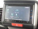 純正メモリーナビ(VXM-145VFi)を装着しております。AM、FM、CD、DVD再生、Bluetooth、音楽録音再生、フルセグTVがご使用いただけます。初めて訪れた場所でも安心ですね!