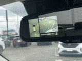アラウンドビューモニター付きで車庫入れも楽々☆