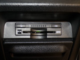 ETC装備されております。セットアップ必要ですので、総額とは別に登録費用いただきます。何卒ご理解の程お願い致します。