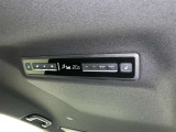 【オートエアコン】お好みの温度に設定して頂くと、車内の温度を自動調整♪快適にクルマの中を過ごして頂けます。