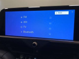 AM/FMチューナー、フルセグTV、Bluetooth接続、USB入力(動画・音楽再生/給電)、HDMI入力、スマートフォン連携機能を標準装備!機能の詳細につきましては、展示店舗までお尋ねください。