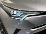 ★LEDヘッドライト★LEDは明るく遠くまで照らす光量で夜間走行の視認性を高めます。長寿命で省電力!見た目もスタイリッシュです。
