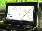 【8インチナビゲーション】目的地までしっかり案内してくれる使いやすいナビ。Bluetooth接続すればお持ちのスマホやMP3プレイヤーの音楽を再生可能!毎日の運転がさらに楽しくなります!!