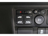 ◆◆両側電動スライドドア!!荷物で手が塞がる時など簡単にドアの開閉が出来ます!何より力いらずで開閉OK!女性やお年寄りにも優しい♪電動機能はOFFにもできますから元気なお子様の駆け出しも安心!