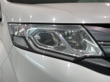 LEDヘッドライトは、点灯の瞬間から最大光量を発揮し、突然暗くなるトンネルなどでの安定感を高めます。