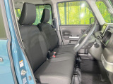 運転席シート廻りは使用感も少なく、良好な状態となっています。丁寧に使われていたことがよくわかりますね。