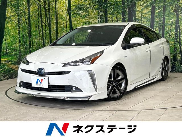 トヨタ プリウス 