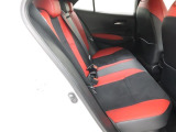 ゆとりある広々とした車内空間は、ドライブを始め買い物やレジャーなど、幅広く活躍します。一人でもみんなとでもお出かけを楽しみましょう!