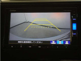 バックカメラ搭載です!車庫入れが苦手な人はもちろん、車両感覚に自信がある人にもお勧めです!見えない箇所が見えるようになるので、低い障害物や隠れてしまっている子供の存在等にも気付く事が出来ます。