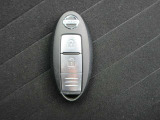 『インテリジェントキ-』機械的な鍵を使用せずに車両のドアの施錠/解錠、エンジン始動が可能なシステムです!