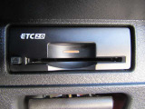 音声案内タイプETC2.0装備☆ビルトインタイプのETCですので、インテリアの邪魔をしません!ETCがあれば、キャッシュレスで料金所をノンストップで通過できます。