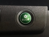 ★ECONスイッチ★ エコドライブを加速しよう!スイッチをONにすると、運転の仕方によるロスを抑え込み燃費をよくするようクルマが頑張ります(*^ー^*)燃費向上にチャレンジ♪