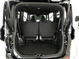 広々としたラゲージスペースを備えています。大きなものや長さのある荷物もしっかりと積み込めます。