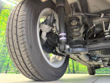 お車を安心してお乗りいただく為には、足回りの定期点検が欠かせません。サービスサポート(有償保証)では無料点検もご提供しており、安心のカーライフをお過ごしいただけるサポート体制が整っています。