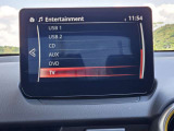 【マツダコネクト】ラジオ・テレビ/Bluetoothオーディオ、その他アプリケーションなどの機能で楽しむことができます。