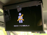 【フリップダウンモニター】大画面モニターで後席でもエンタメをお楽しみいただけます。小さなお子様にも大人気の装備です♪