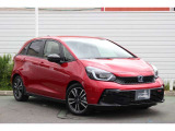 e:HEV RS 1.5L e-CVT FF 5人乗り。