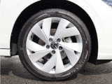 225/45R17タイヤ/7.5J &times; 17アルミホイール