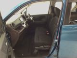 車が大好きなスタッフが心をこめて接客いたします。お客様一人一人のお車に対する思いや気持ちをうかがい、充実した時間が過ごせるよう努めます。