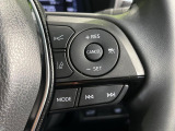 【レーダークルーズコントロール】高速道路での長距離走行が楽に!!自動で速度を保つクルーズコントロールが、衝突軽減システムと連携し、前方の車両を感知して車間を保つように速度調節してくれます!!
