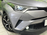 【シーケンシャルターンランプ付きLEDヘッドライト】人気の『流れるウィンカー』付きのLEDヘッドライトを装備♪高級感はもちろん、点灯時は存在感たっぷりで他車からも認識されやすく安心です。