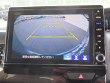【バックカメラ装備済み】駐車の際の心強い味方!ガイドを見て確認しながら駐車できるので安全です。