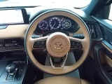 ドライバーのさまざまな体格に応じて適切な運転姿勢を取りやすいようにハンドルの前後位置と高さを調整できるチルト&テレスコピックステアリング!!