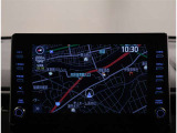 最近の主流ディスプレイオーディオです、スマホと繋いでMAP表示や音楽再生が出来ますよ♪